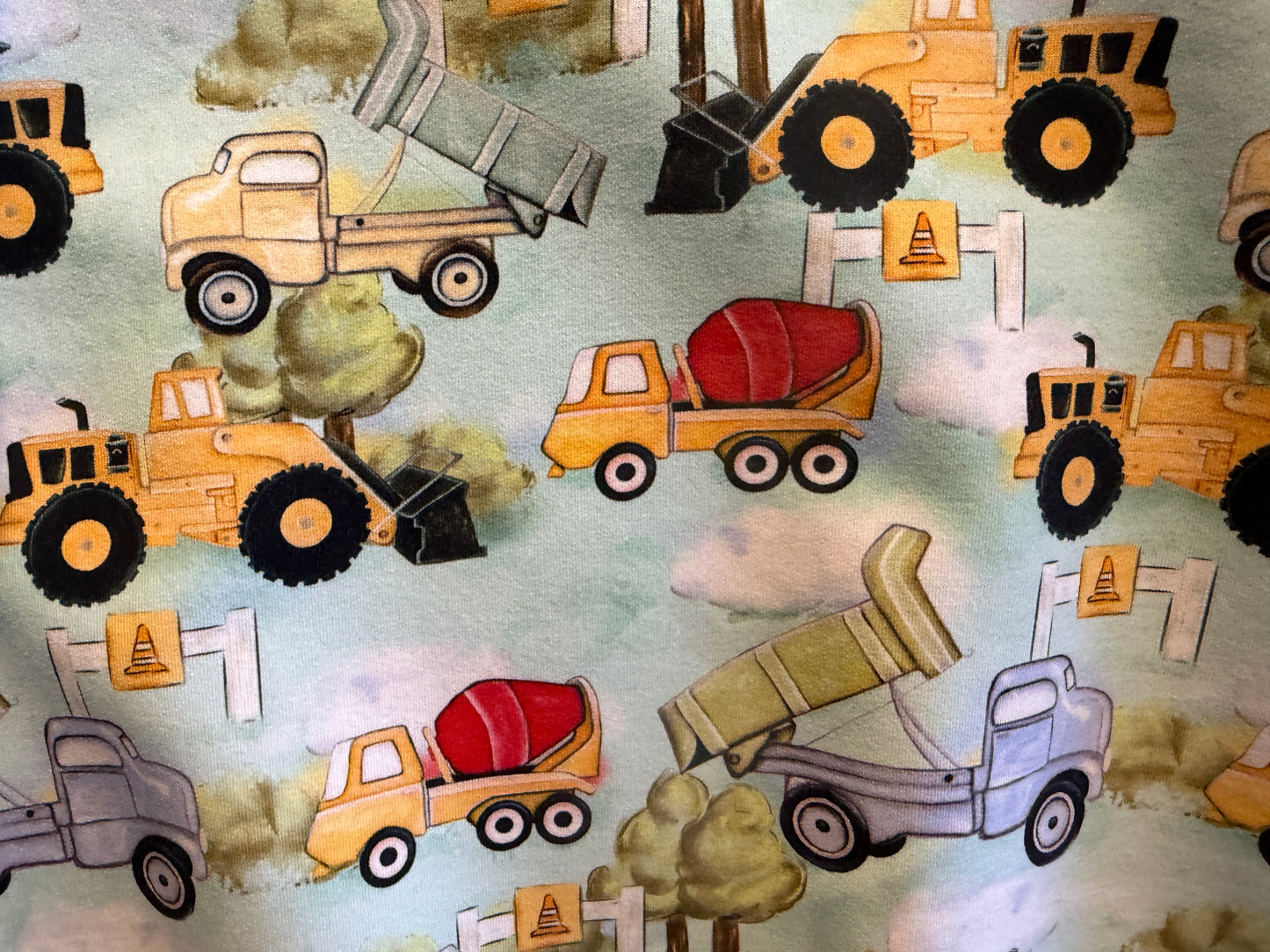 (1684) Trucks Jumper - Size 5