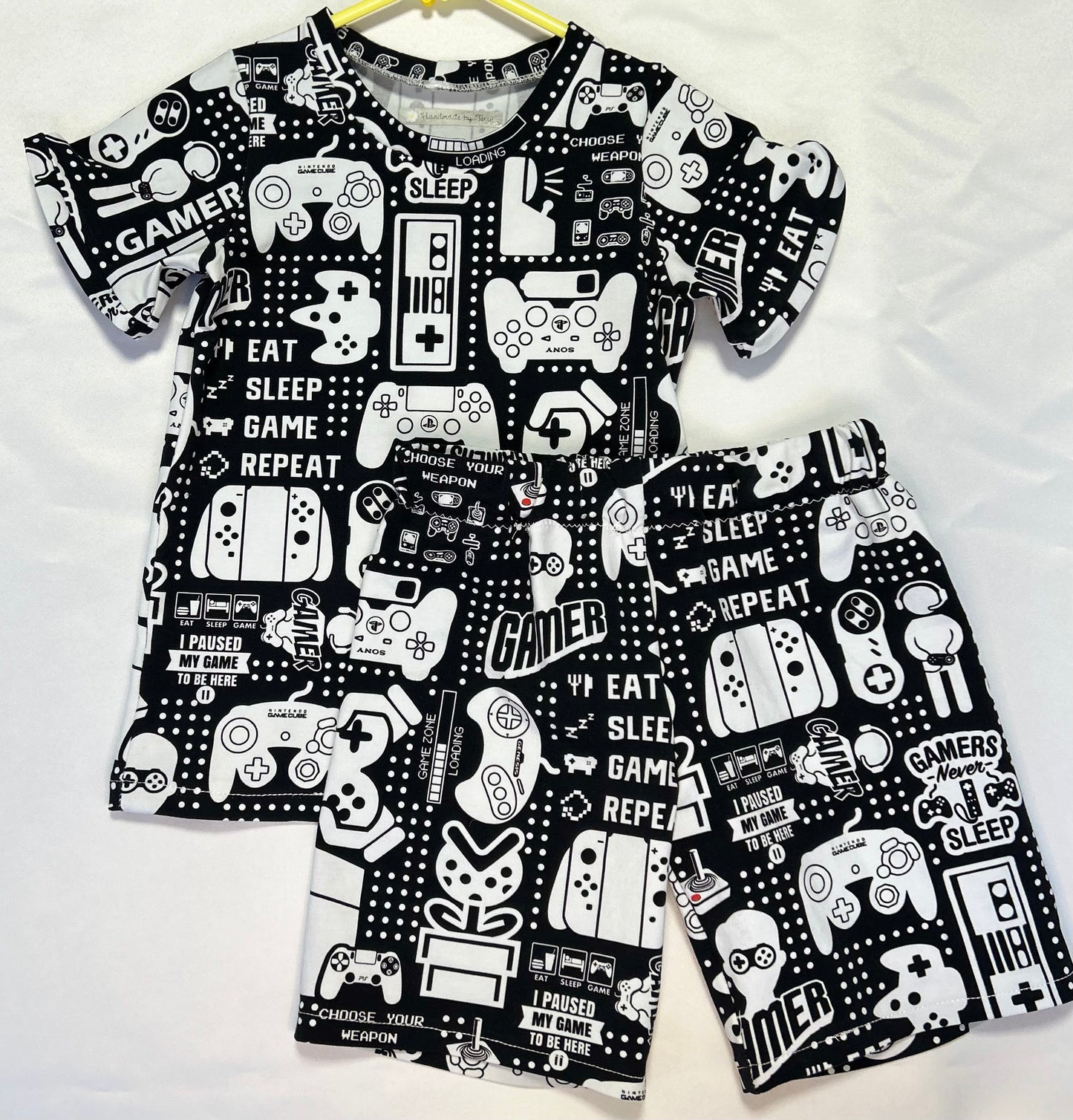 “Black and white gamer kids outfit – size 5” “Handmade gaming T shirt and shorts set for kids