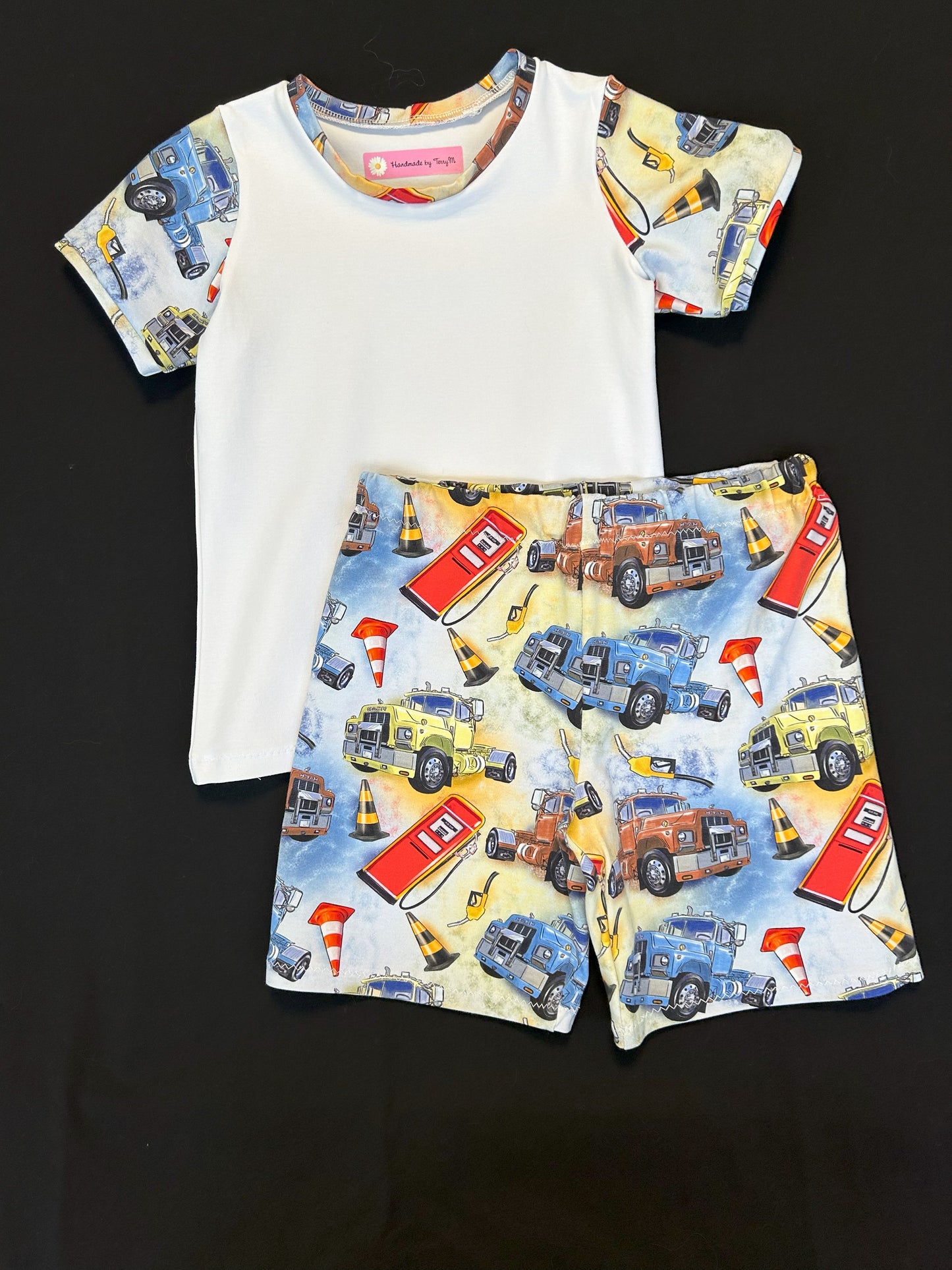 Colourful Truck T-Shirt & Shorts - Size 4