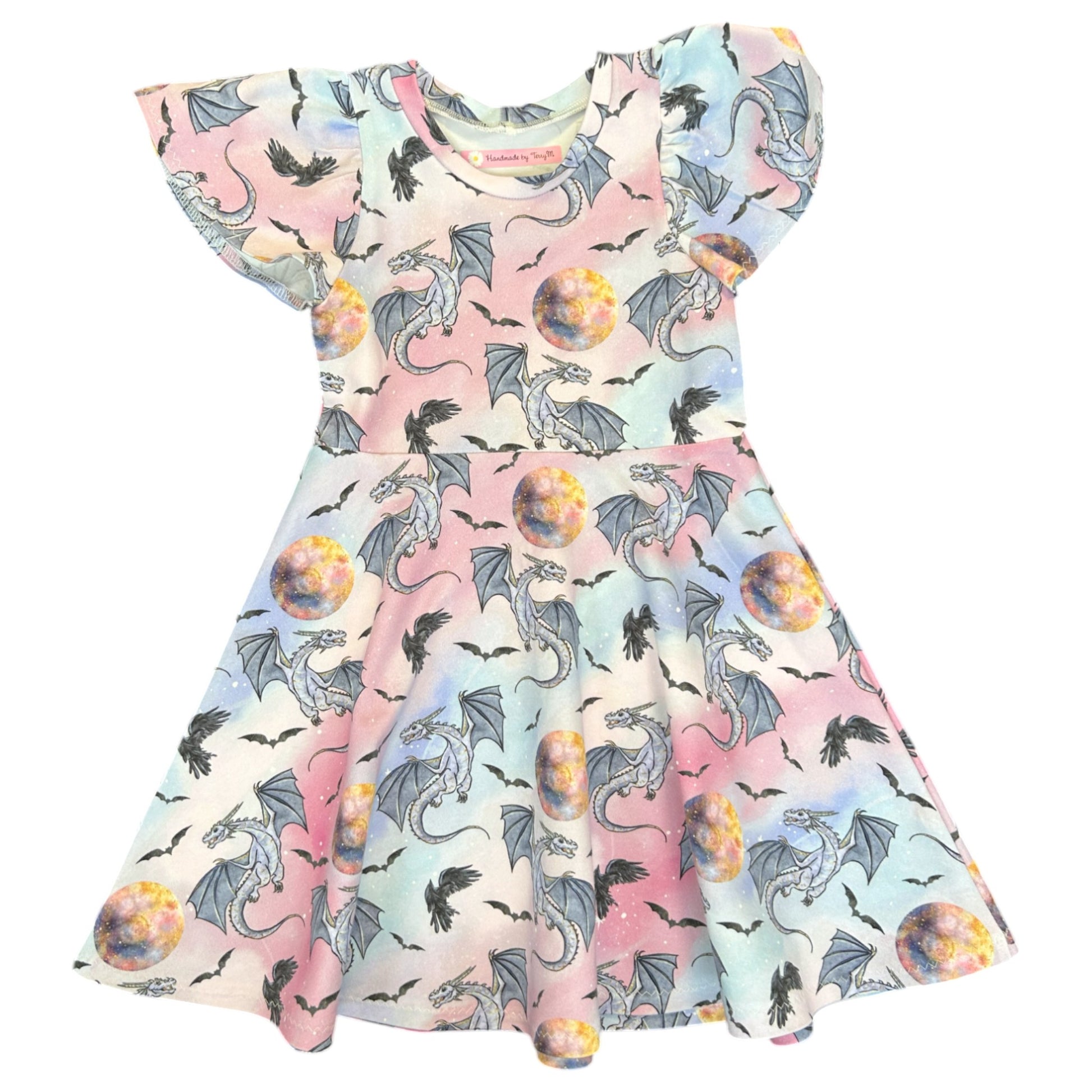 Purple dragon girls dress – size 4
Handmade dragon skater dress
