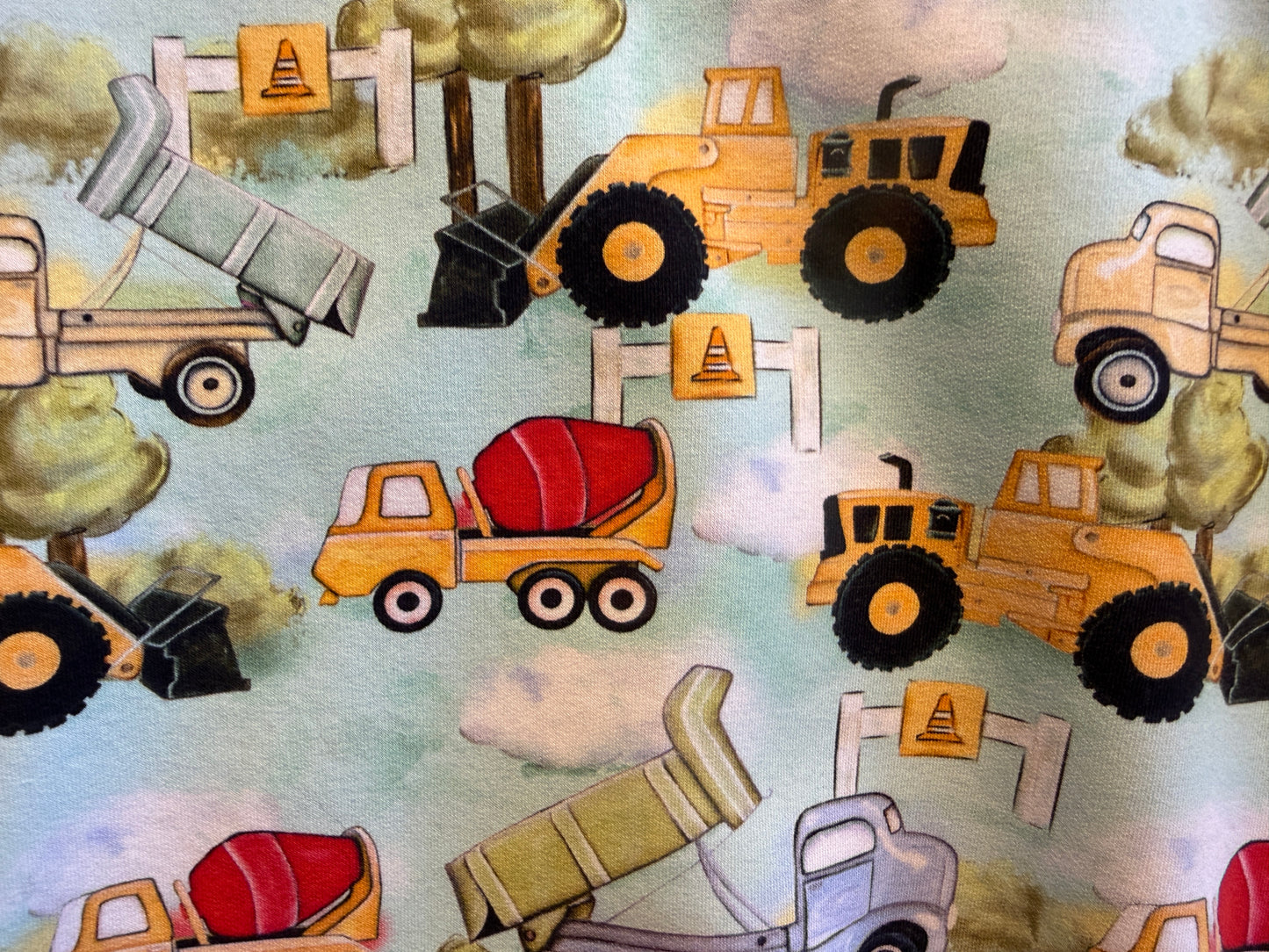 (1683) Trucks Jumper - Size 4