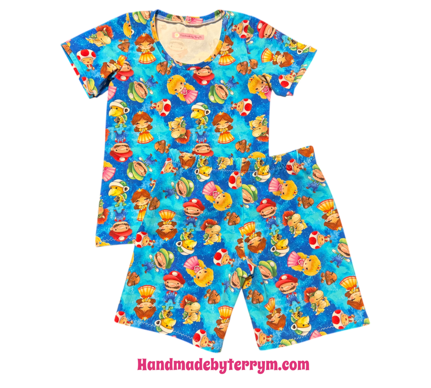 (1780) Bright Adventure Characters T‑Shirt & Shorts Set – Size 5