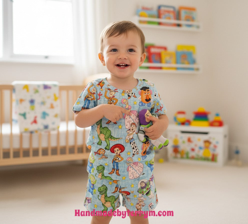 (1811) Playtime Pals T‑Shirt & Shorts Set – Size 1