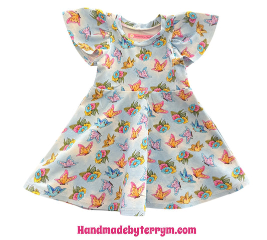 (1828) Birds, Butterflies & Flowers Dress – Size 1
