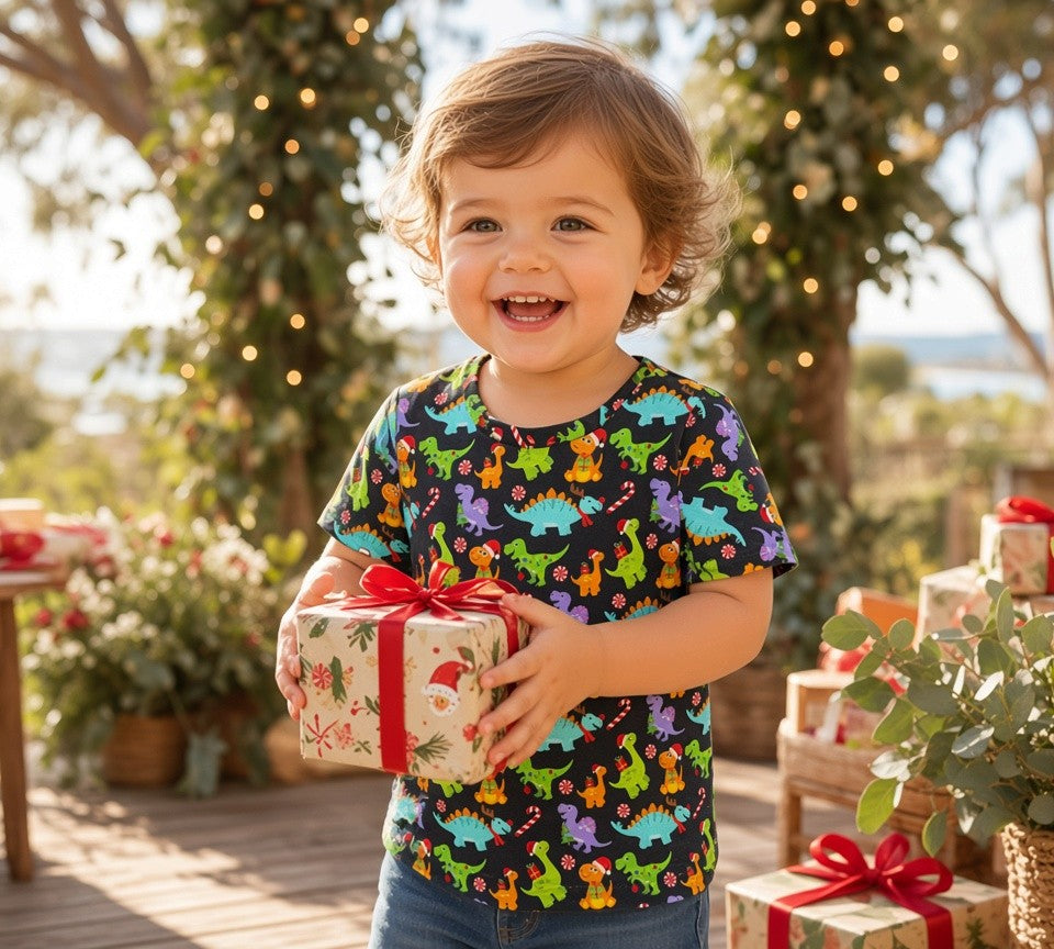 (1838) Xmas Dinosaur T-Shirt - Size 4