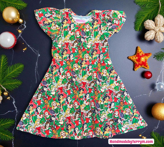 Christmas Princesses Dress - Size 4