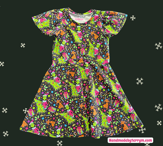 Grinch Dress - Size 6