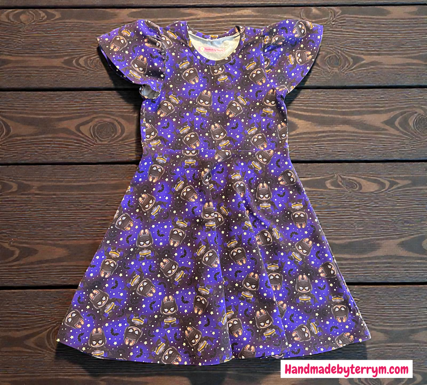 (1395) Ugly Superhero Dress - Size 7