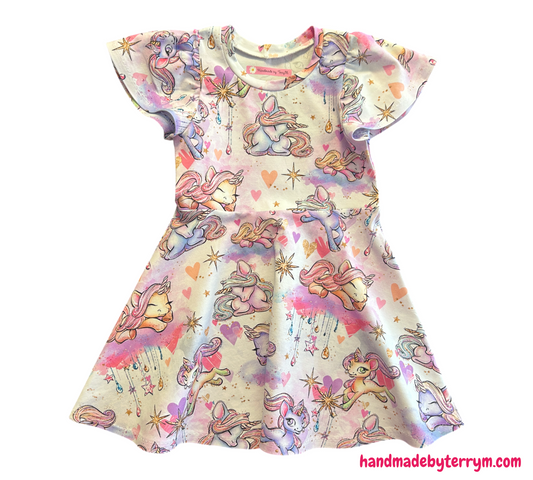 Unicorn Dress - Size 3