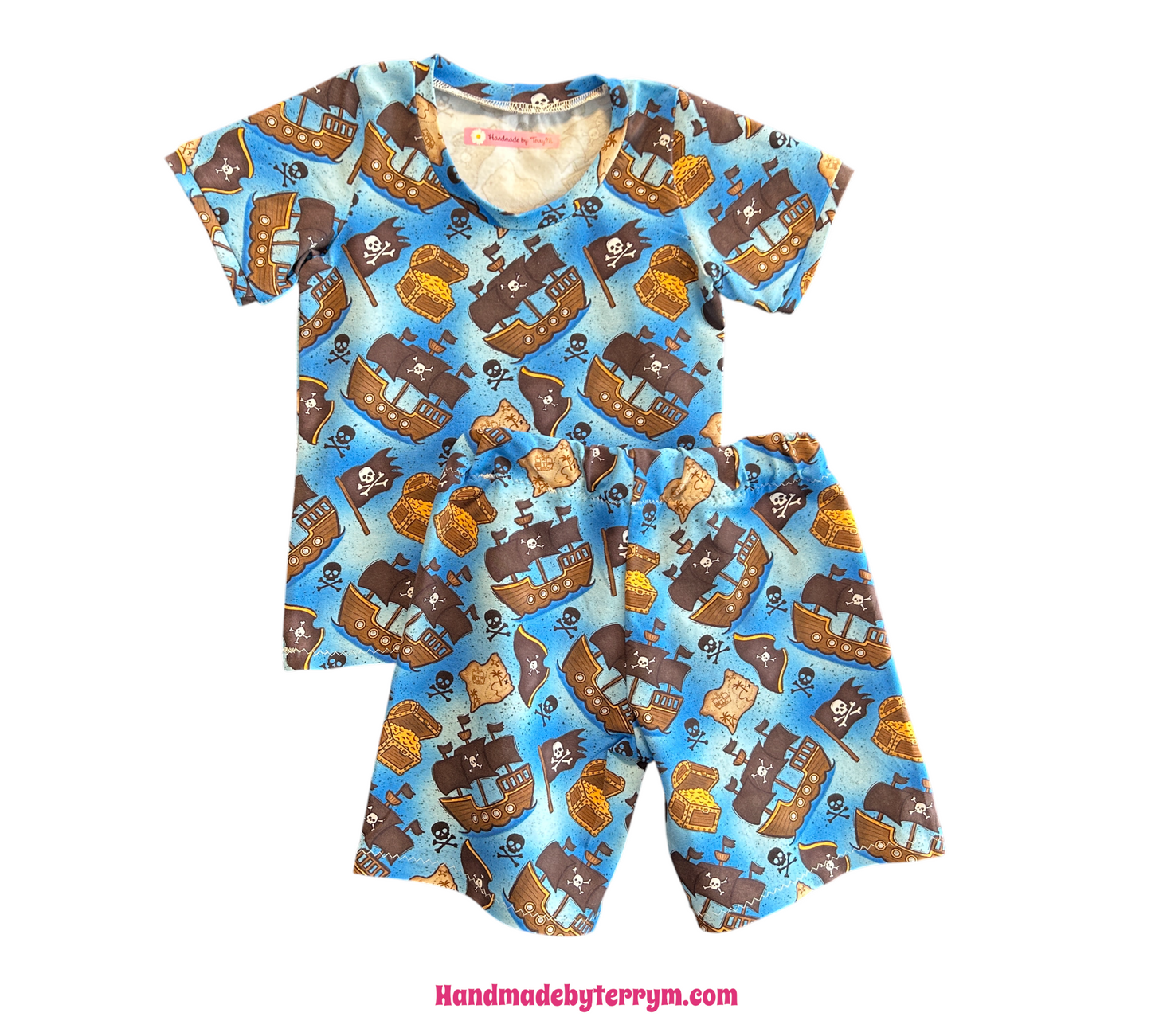 (1534) Pirate Ships T-Shirt & Shorts Set - Size 2