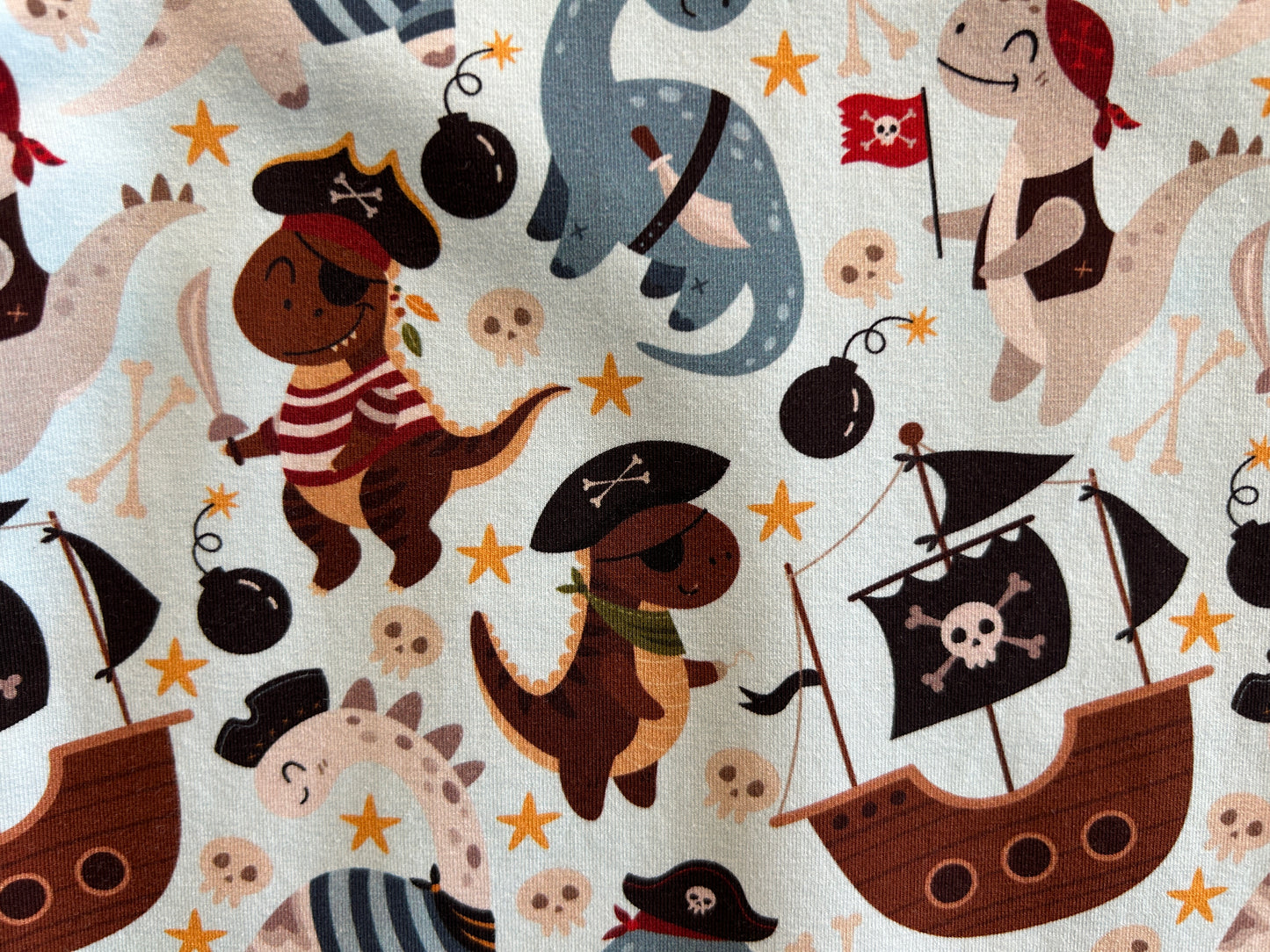 (1532) Pirate Dinosaurs T-Shirt & Shorts Set - Size 2