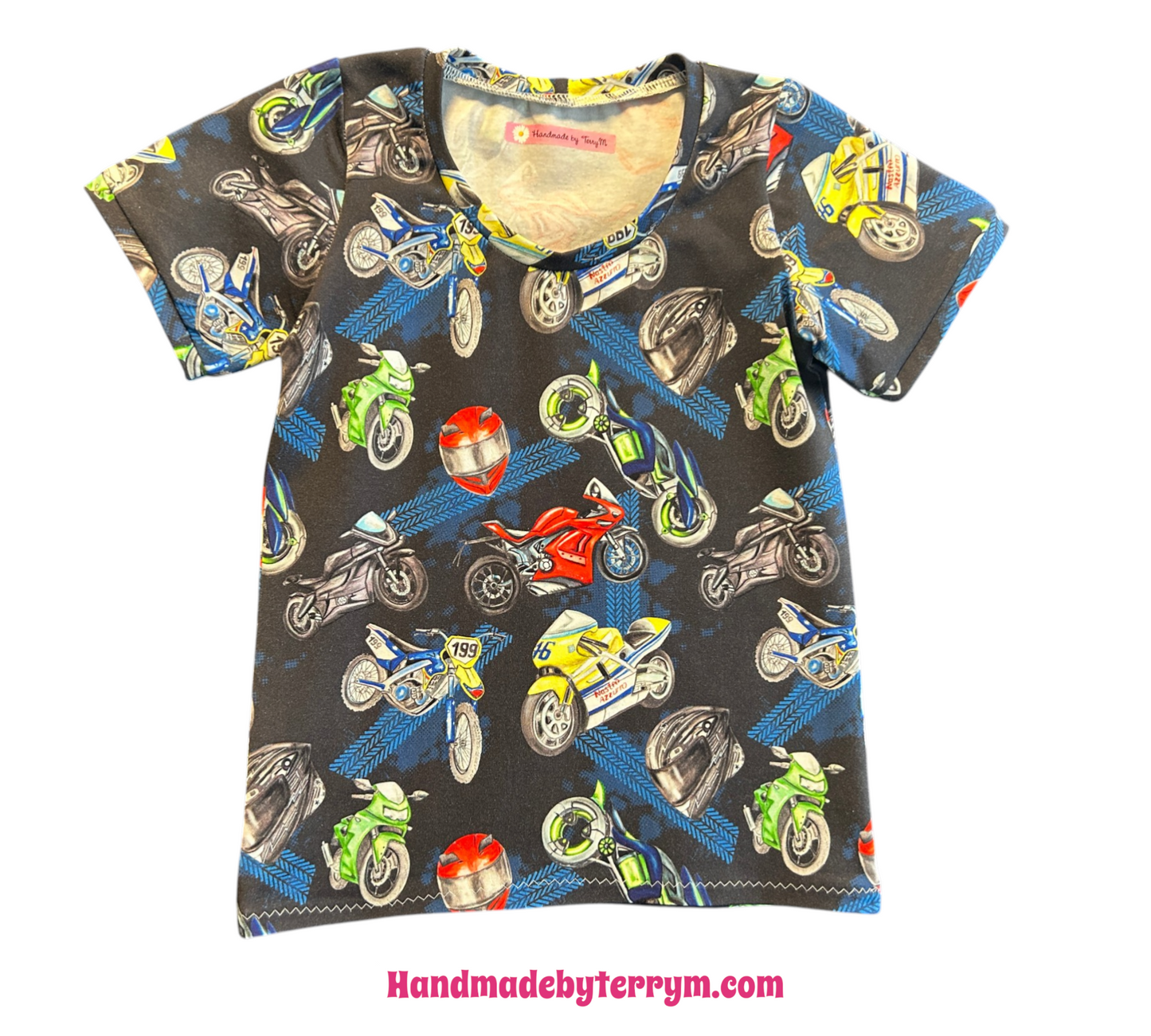 (1568) Coloured Bikes T-Shirt & Shorts Set - Size 5