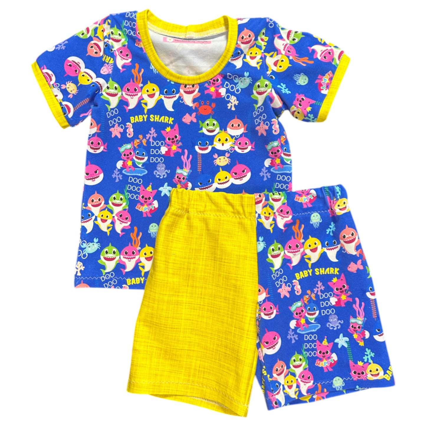 Baby shark toddler outfit – size 1
Handmade blue and yellow shark set
