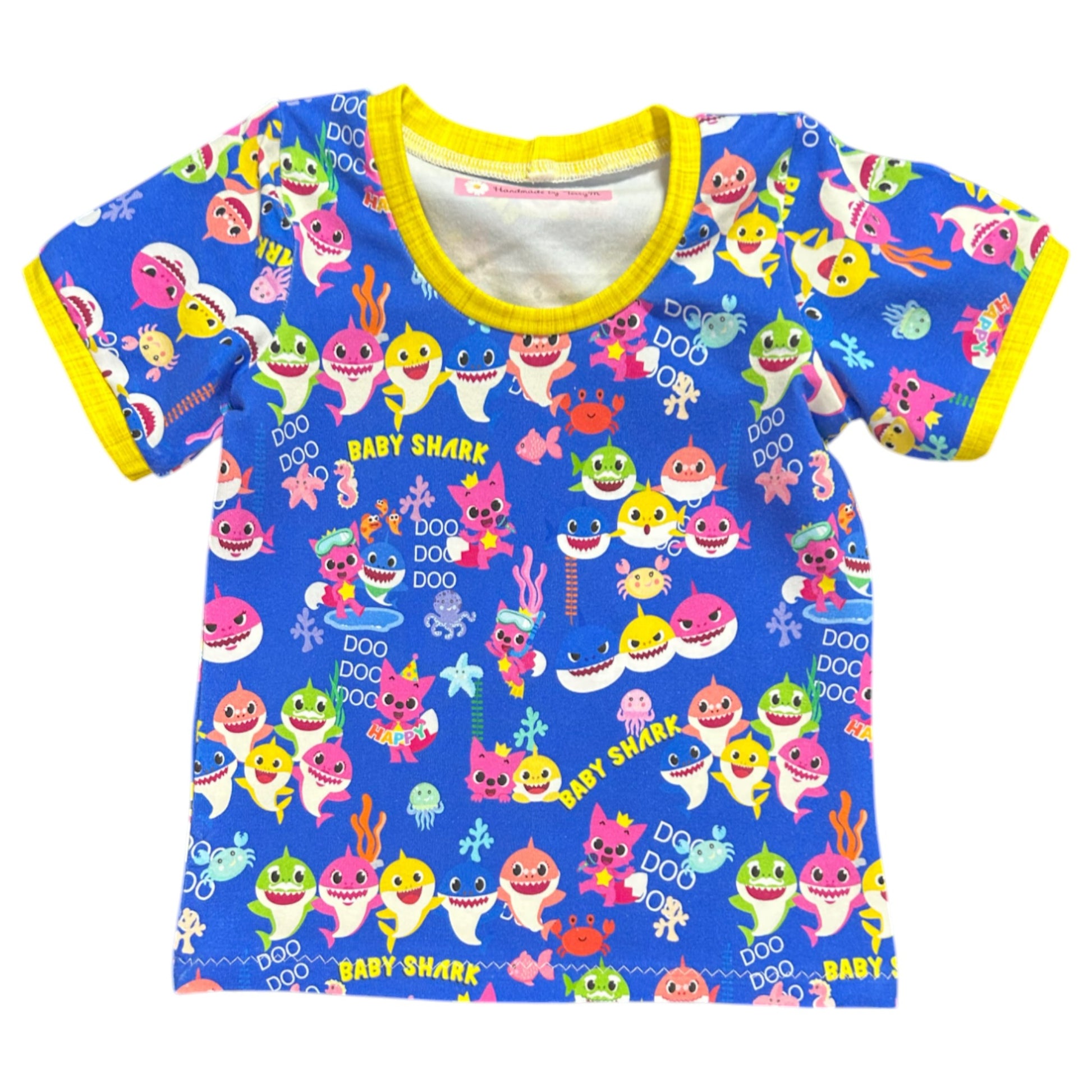 Baby shark toddler outfit – size 1
Handmade blue and yellow shark set
