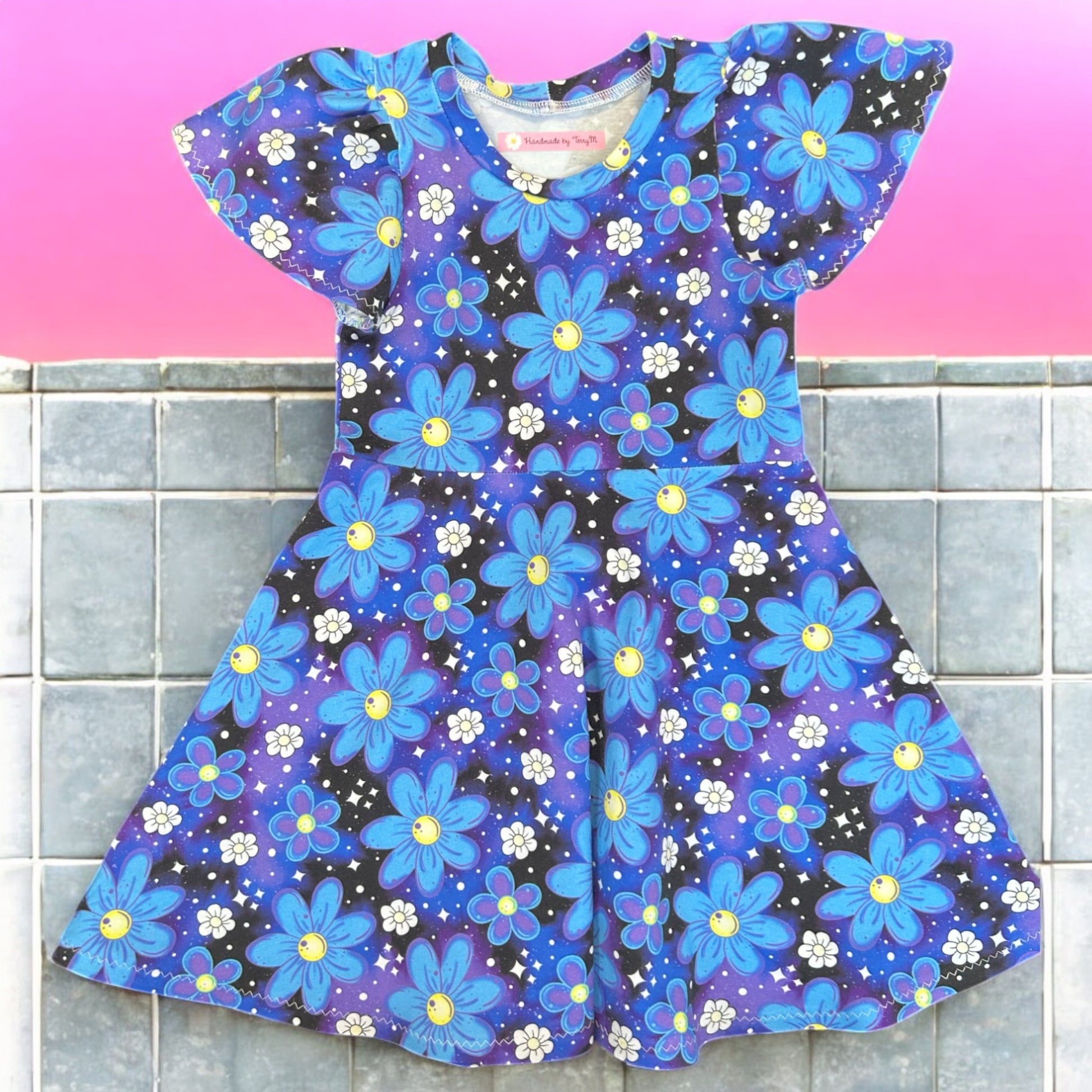 “Blue floral girls dress – size 4”
“Handmade flower skater dress”
