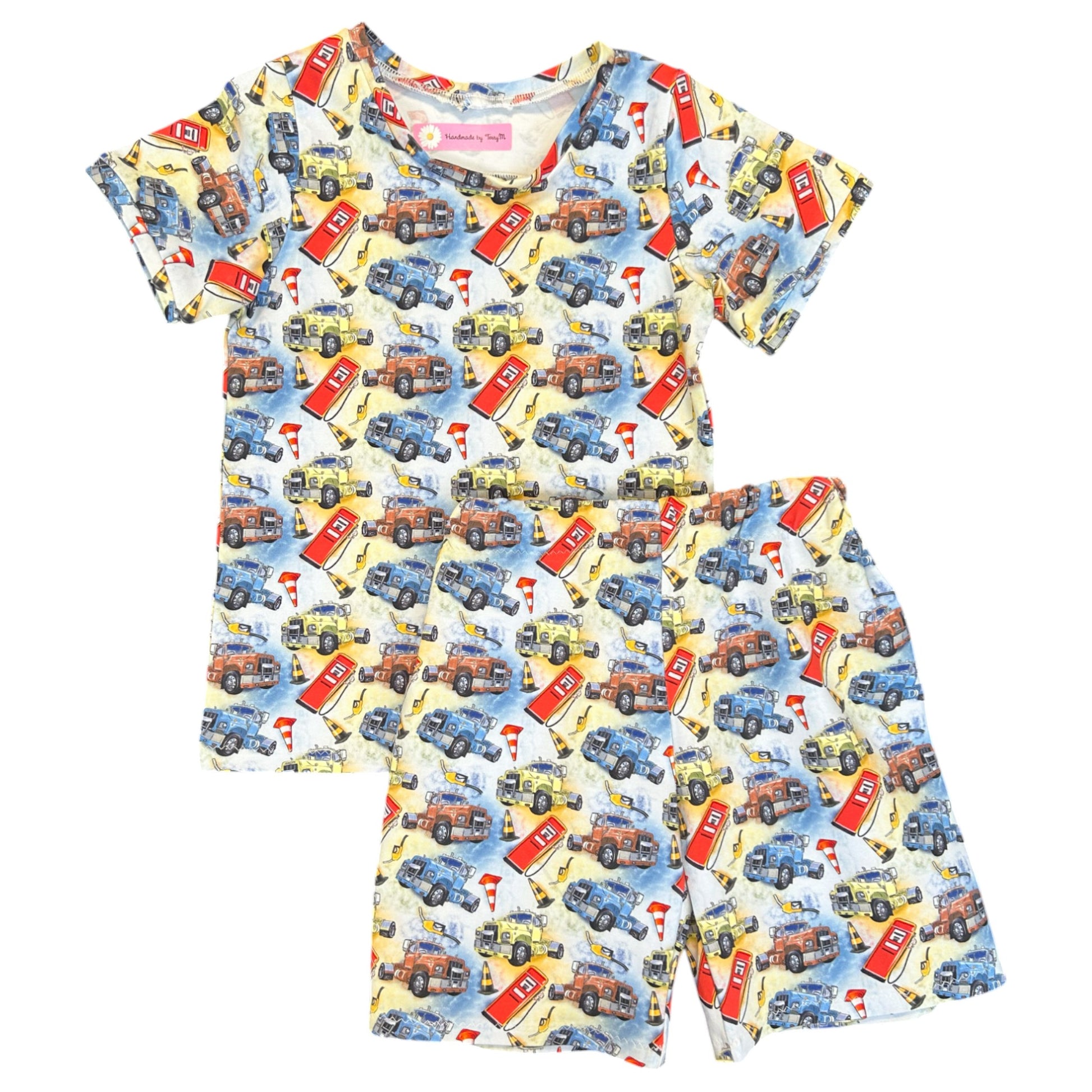 Colourful trucks kids outfit – size 5
Handmade truck T shirt and shorts set