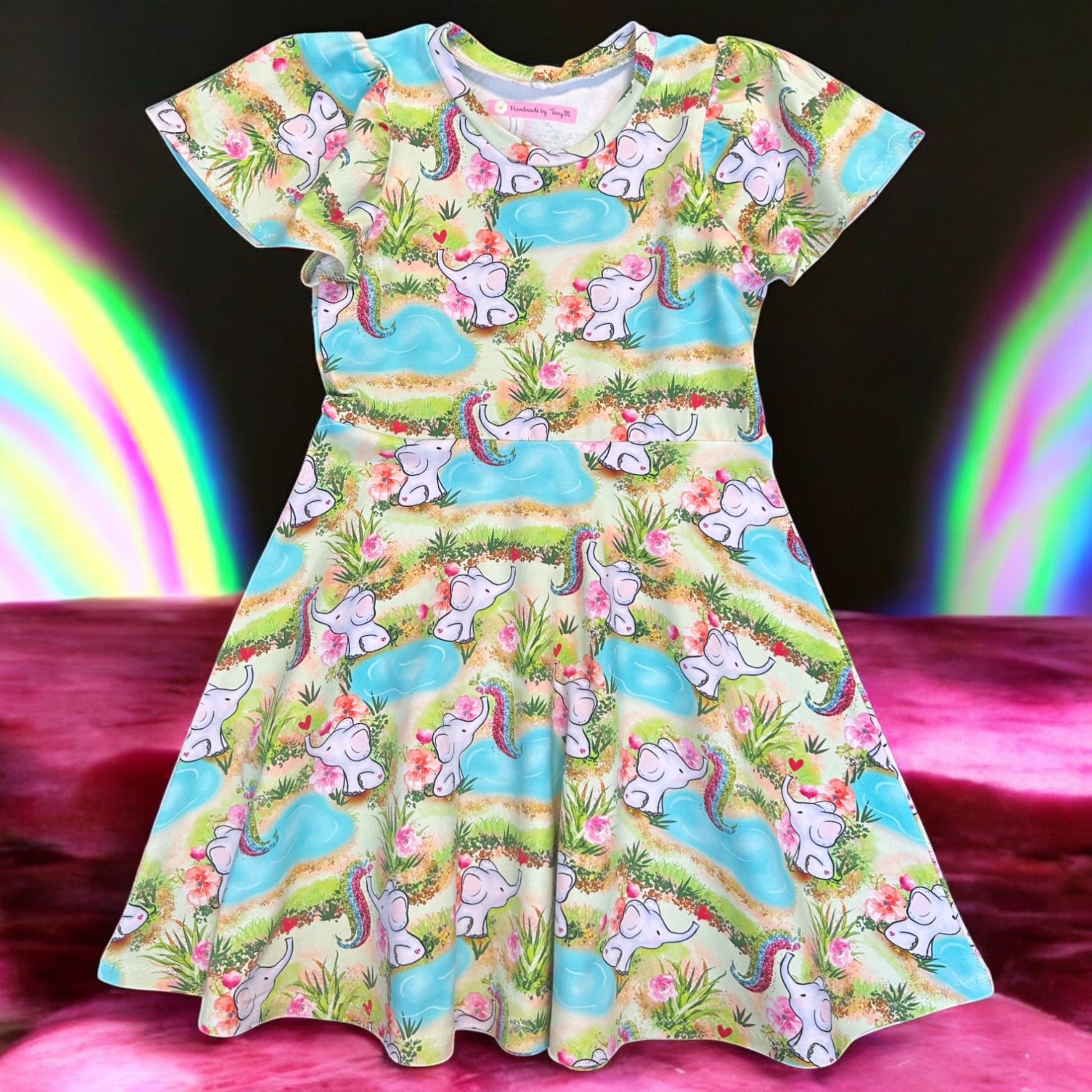 “Elephant girls dress – size 6”
“Handmade animal skater dress”
