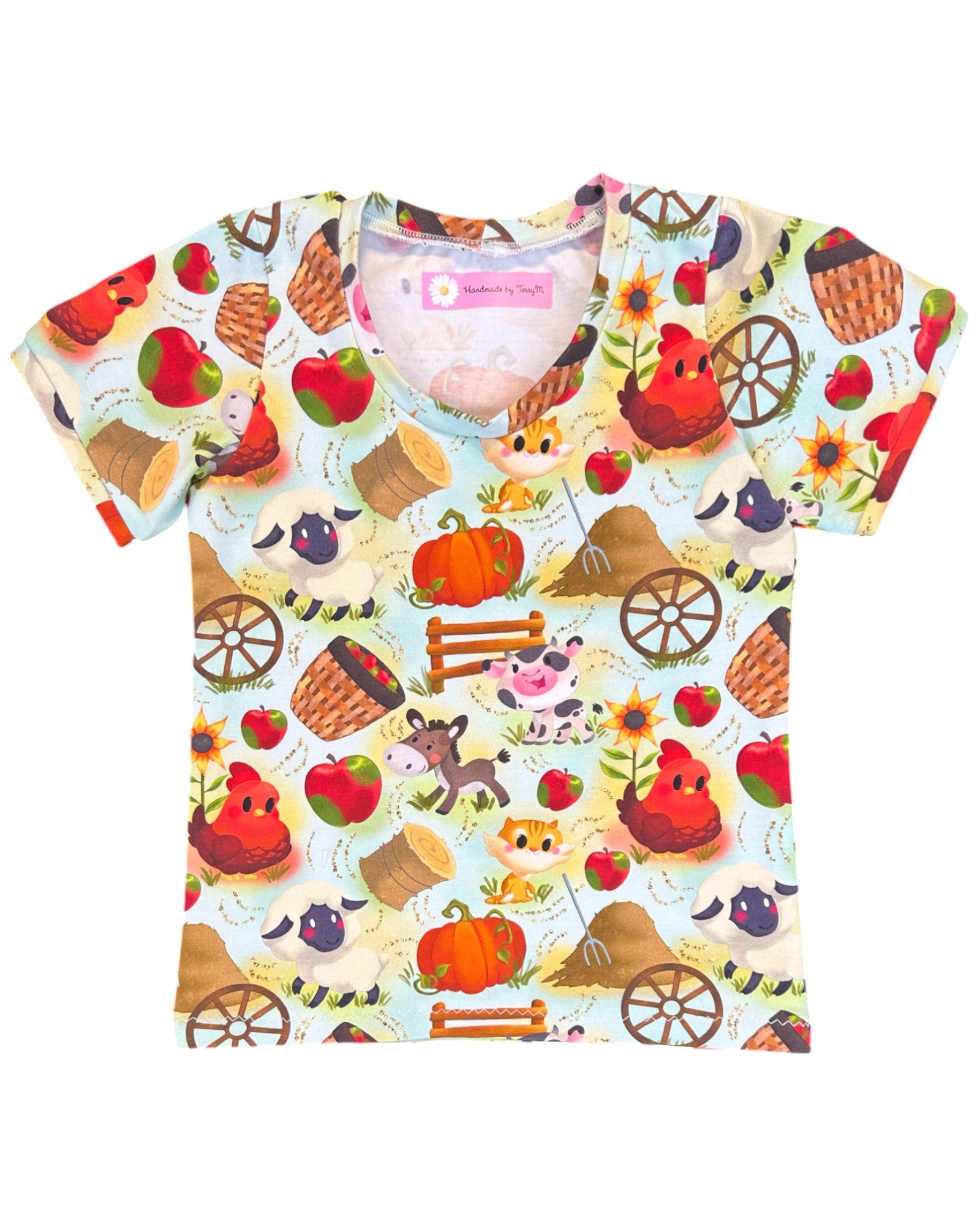 Farm animals toddler outfit – size 3
Handmade barnyard T shirt and shorts set
