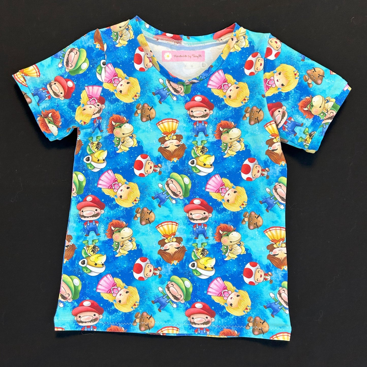 Cartoon Mario T-Shirt & Shorts - Size 4