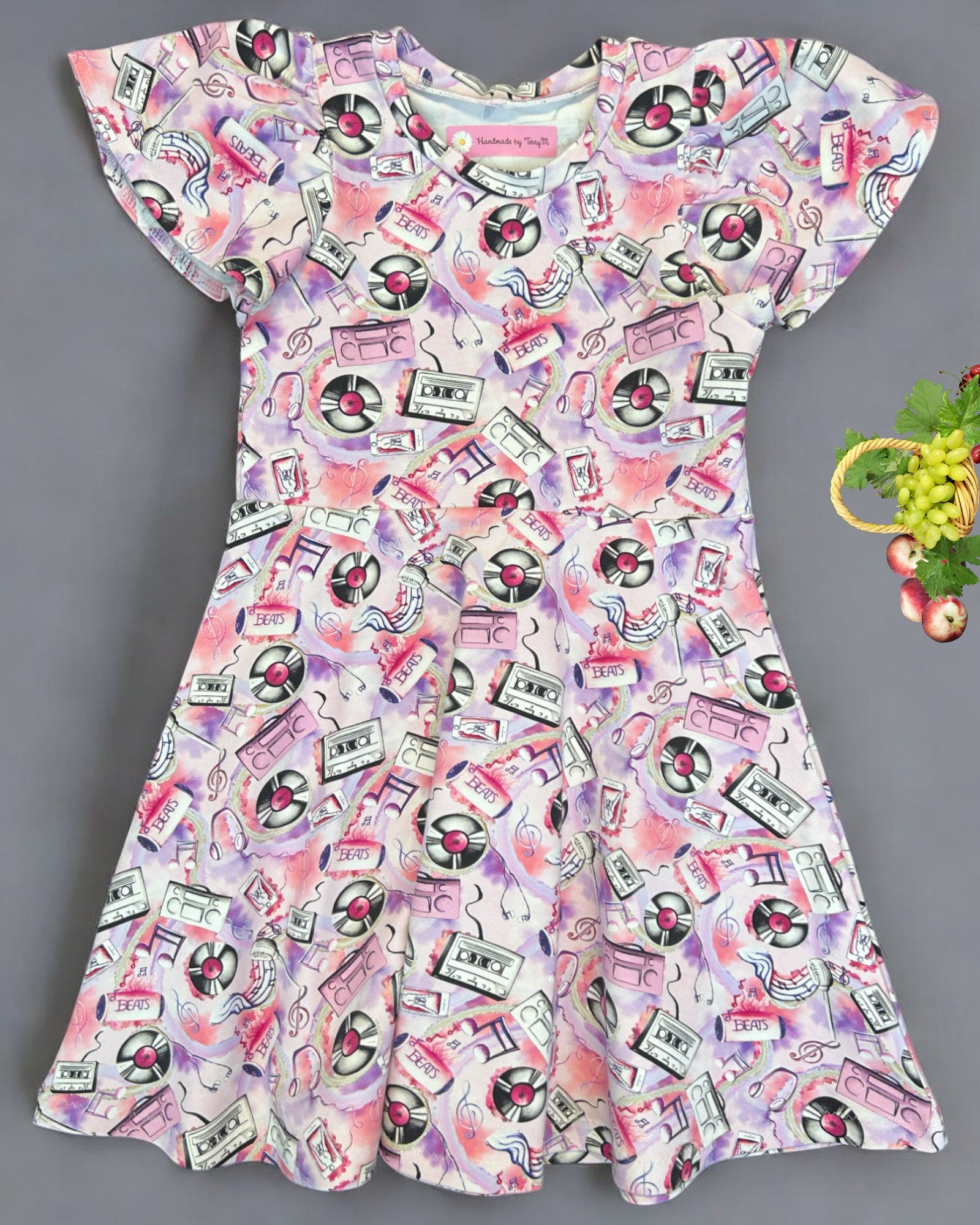 “Music print girls dress – size 5”
“Handmade musical skater dress”