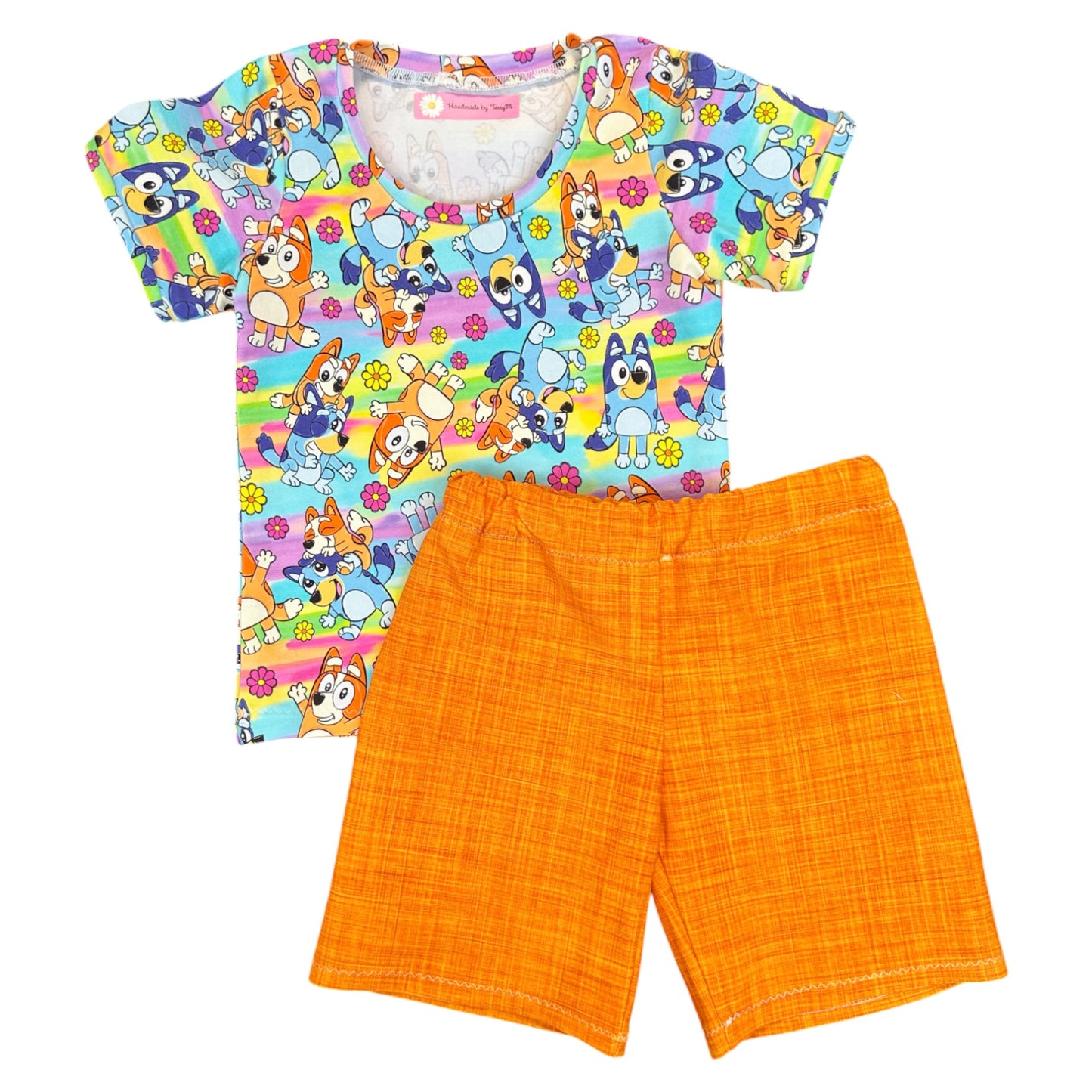 Blue dog kids outfit – size 3
Handmade dog T shirt and orange shorts set
