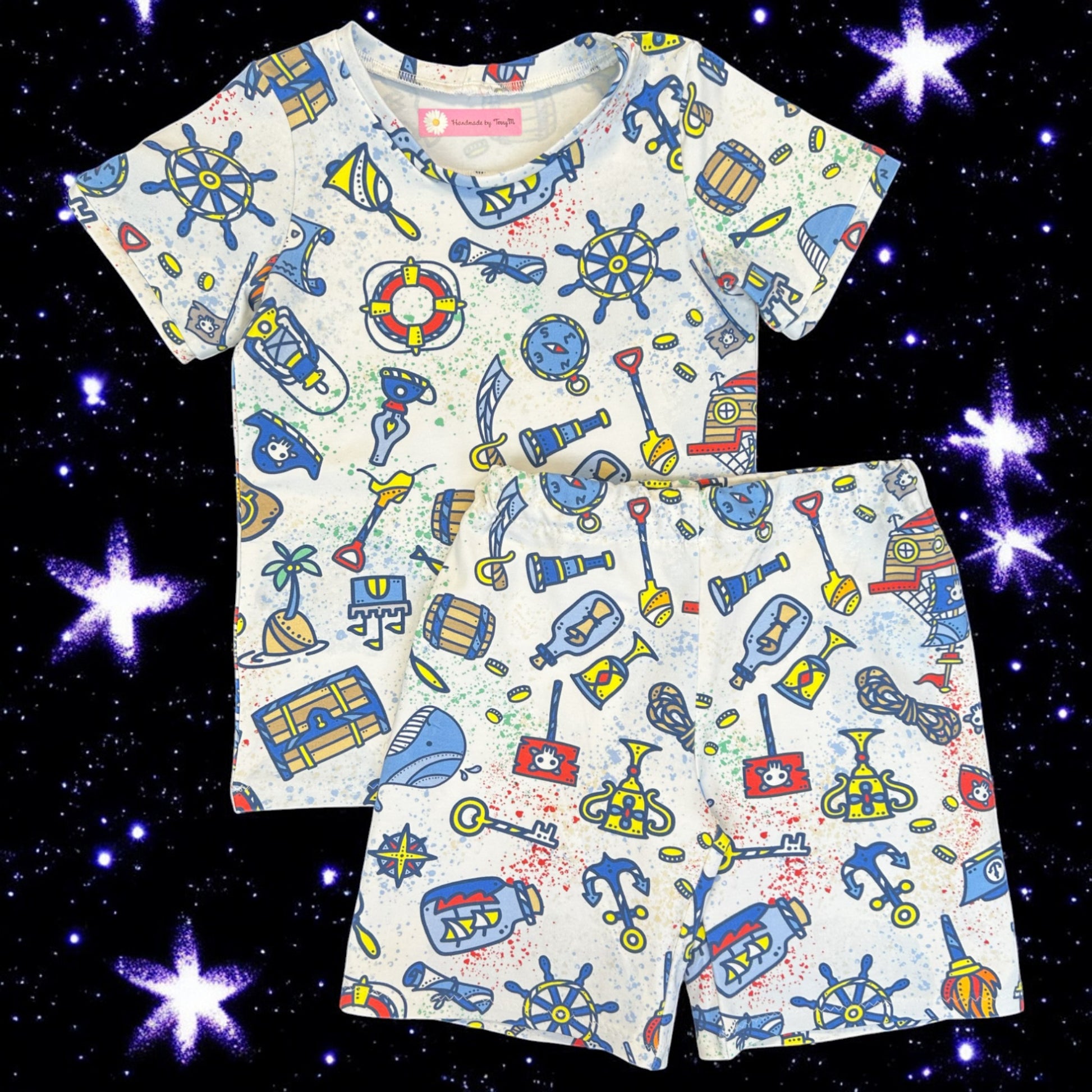 Pirate kids outfit – size 5
Handmade pirate T shirt and shorts set
