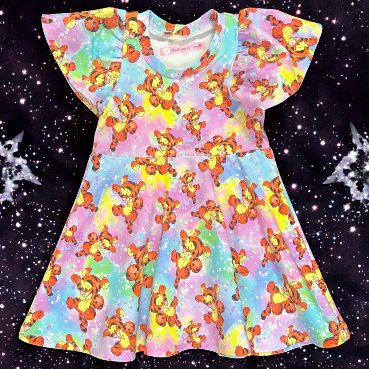 Tiger baby dress – size 1
Handmade orange tiger skater dress